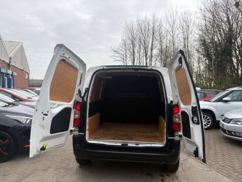 Vauxhall Combo 1.5 Combo 2000 Edition S/S Auto 36