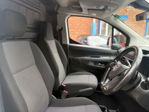 Vauxhall Combo 1.5 Combo 2000 Edition S/S Auto 52