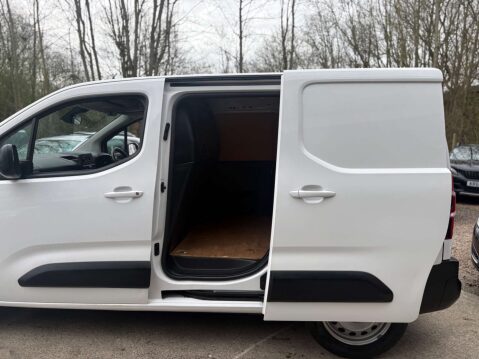 Vauxhall Combo 1.5 Combo 2000 Edition S/S Auto 17