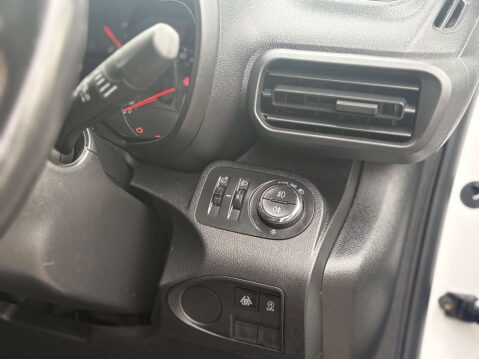 Vauxhall Combo 1.5 Combo 2000 Edition S/S Auto 45