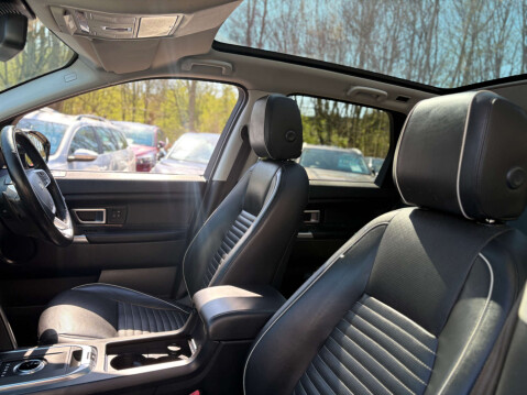 Land Rover Discovery Sport 2.0 Discovery Sport Dynamic Luxury HSE SD4 Auto 4WD 5dr 36