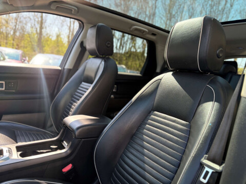 Land Rover Discovery Sport 2.0 Discovery Sport Dynamic Luxury HSE SD4 Auto 4WD 5dr 37