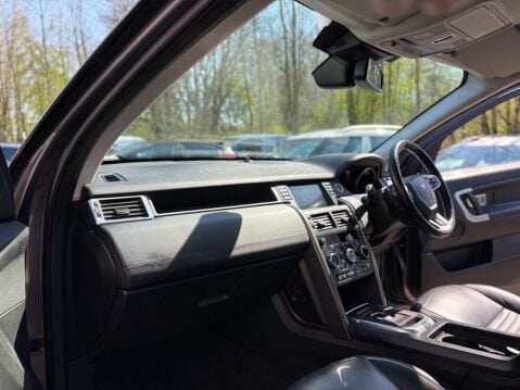 Land Rover Discovery Sport 2.0 Discovery Sport Dynamic Luxury HSE SD4 Auto 4WD 5dr 32