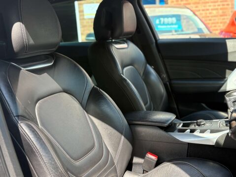 Citroen DS5 1.6 DS5 D Sport THP 5dr 37