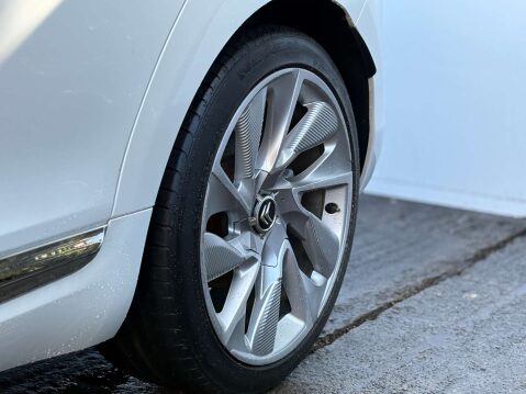 Citroen DS5 1.6 DS5 D Sport THP 5dr 36