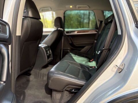Volkswagen Touareg 3.0 Touareg V6 SE TDI BlueMotion Technology Auto 4WD 5dr 34