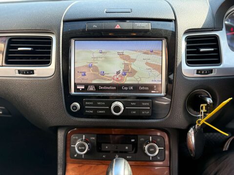Volkswagen Touareg 3.0 Touareg V6 SE TDI BlueMotion Technology Auto 4WD 5dr 55