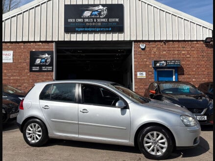 Volkswagen Golf 1.6 Golf Match TDI 105 Auto 5dr