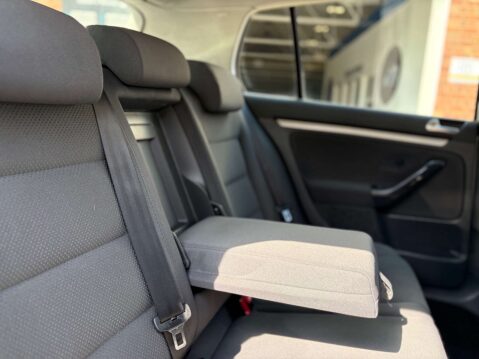 Volkswagen Golf 1.9 TDI Match Hatchback 5dr Diesel DSG (153 g/km, 103 bhp) 40