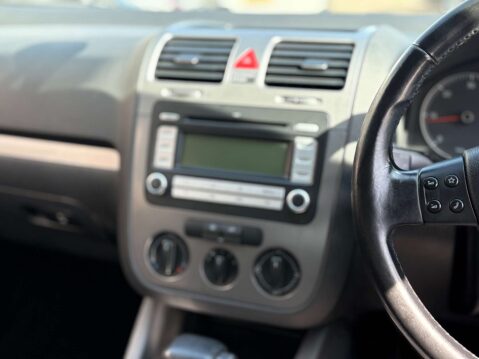 Volkswagen Golf 1.9 TDI Match Hatchback 5dr Diesel DSG (153 g/km, 103 bhp) 42