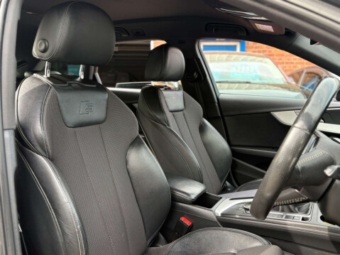 Audi A4 2.0 A4 S Line TFSI 5dr 46