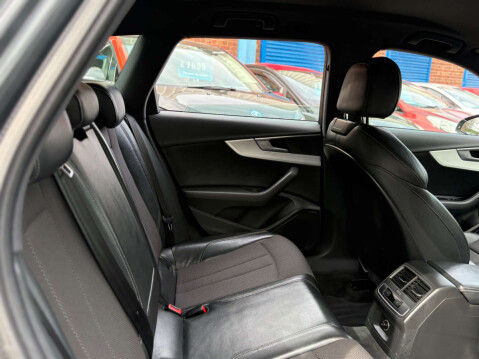 Audi A4 2.0 A4 S Line TFSI 5dr 40