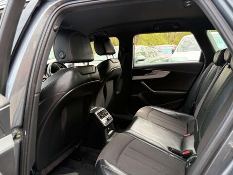 Audi A4 2.0 A4 S Line TFSI 5dr 29