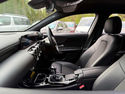 Mercedes-Benz A Class 1.3 A 200 Sport Executive 5dr 50