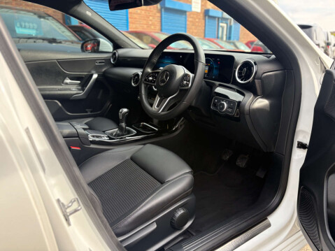 Mercedes-Benz A Class 1.3 A 200 Sport Executive 5dr 22