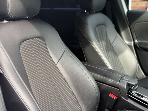 Mercedes-Benz A Class 1.3 A 200 Sport Executive 5dr 28