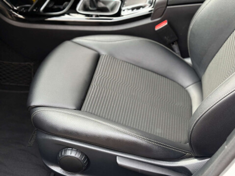 Mercedes-Benz A Class 1.3 A 200 Sport Executive 5dr 57