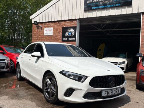Mercedes-Benz A Class 1.3 A 200 Sport Executive 5dr 3