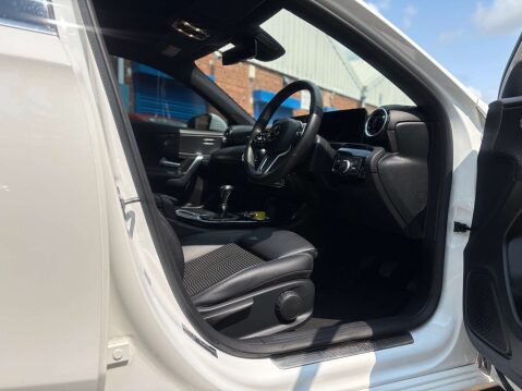 Mercedes-Benz A Class 1.3 A 200 Sport Executive 5dr 30