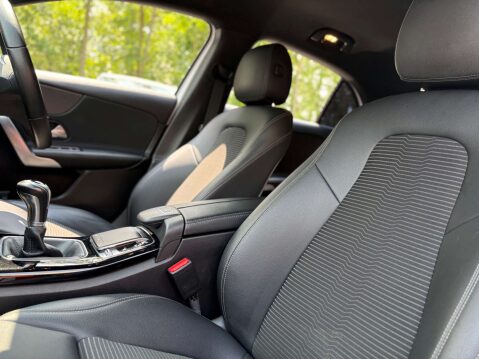 Mercedes-Benz A Class 1.3 A 200 Sport Executive 5dr 56