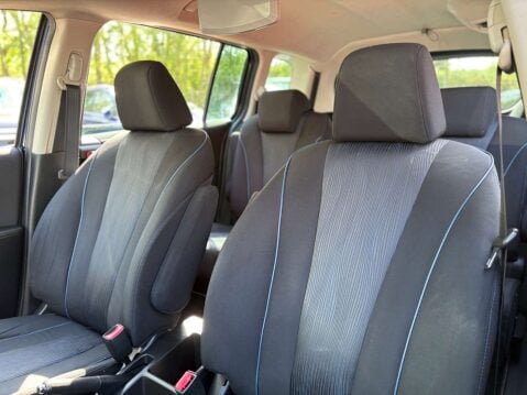 Mazda 5 2.0 5 TS2 5dr 44