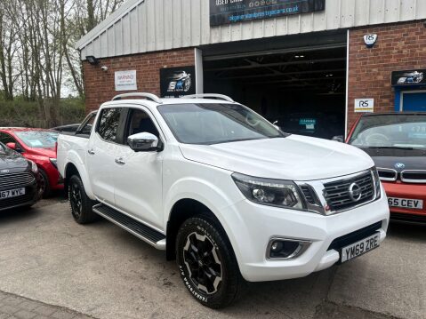 Nissan Navara 2.3 Navara Tekna dCi 4WD 5dr 3