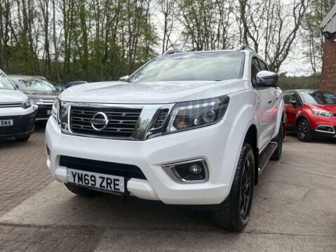 Nissan Navara 2.3 Navara Tekna dCi 4WD 5dr 14