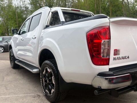 Nissan Navara 2.3 Navara Tekna dCi 4WD 5dr 15