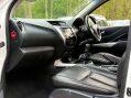 Nissan Navara 2.3 Navara Tekna dCi 4WD 5dr 33