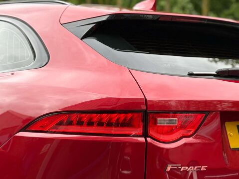 Jaguar F-Pace 2.0 F-PACE R-Sport AWD D Auto 4WD 5dr 16