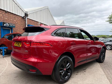 Jaguar F-Pace 2.0 F-PACE R-Sport AWD D Auto 4WD 5dr 26