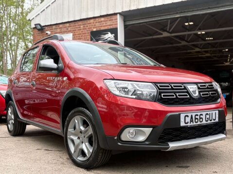 Dacia Sandero 0.9 Sandero Stepway Laureate TCE 5dr 4
