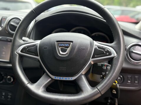 Dacia Sandero 0.9 Sandero Stepway Laureate TCE 5dr 33