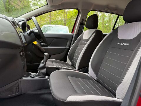 Dacia Sandero 0.9 Sandero Stepway Laureate TCE 5dr 55