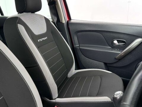 Dacia Sandero 0.9 Sandero Stepway Laureate TCE 5dr 22