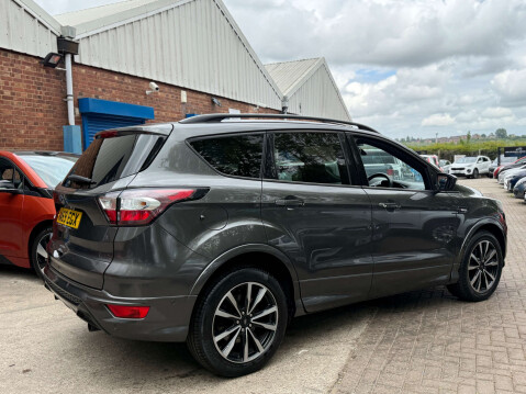 Ford Kuga 1.5 Kuga ST-Line TDCi 5dr 29