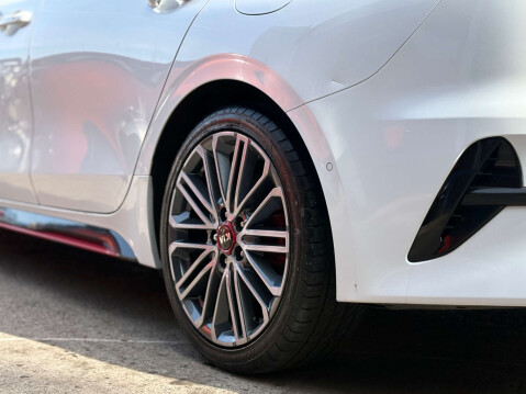 Kia Pro Ceed 1.6 ProCeed GT ISG Semi-Auto 5dr 17
