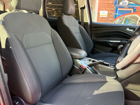 Ford Kuga 1.5 Kuga Zetec 5dr 35