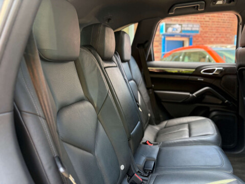 Porsche Cayenne 3.0 Cayenne V6 D Tiptronic 4WD 5dr 33