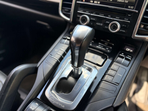 Porsche Cayenne 3.0 Cayenne V6 D Tiptronic 4WD 5dr 49