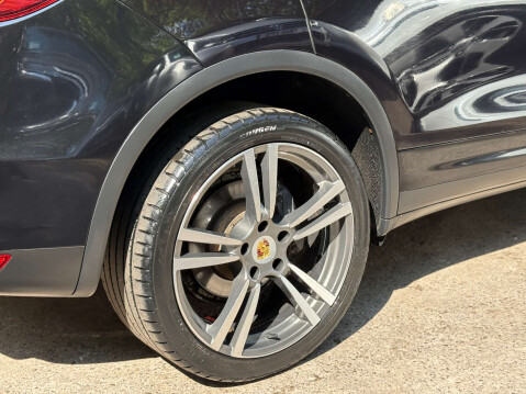Porsche Cayenne 3.0 Cayenne V6 D Tiptronic 4WD 5dr 22