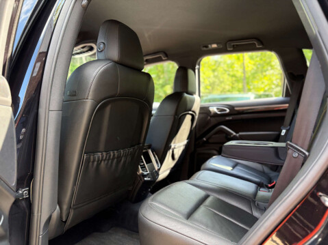 Porsche Cayenne 3.0 Cayenne V6 D Tiptronic 4WD 5dr 43