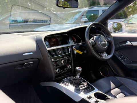 Audi A5 2.0 A5 S Line Special Edition TDI 2dr 33