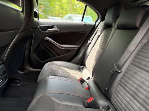 Mercedes-Benz A Class 2.1 A 200 D AMG Line Auto 5dr 39