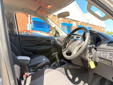 Mitsubishi L200 2.3 L200 4Life DI-D 4WD 37