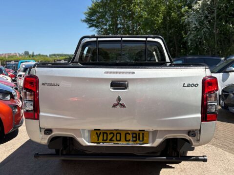 Mitsubishi L200 2.3 L200 4Life DI-D 4WD 17
