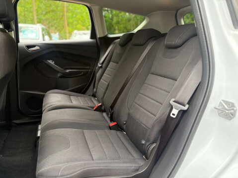 Ford Kuga 2.0 Kuga Zetec TDCI 5dr 37