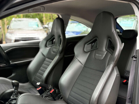 Vauxhall Corsa 1.6 Corsa VXR 3dr 39