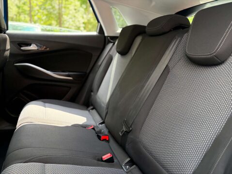 Vauxhall Grandland X 1.2 Grandland X SE T S/S 5dr 37