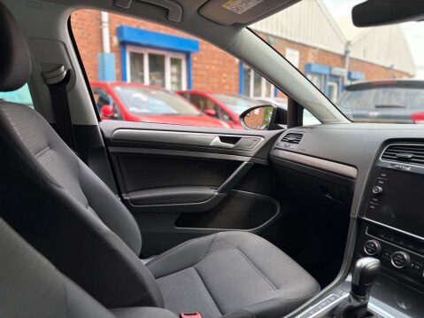 Volkswagen Golf 1.5 Golf Match Edition TSi Evo Semi-Auto 5dr 28